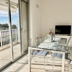 Appartement French Riviera With Swimming Pool And Free Parking Near Monaco, Roquebrune-Cap-Martin